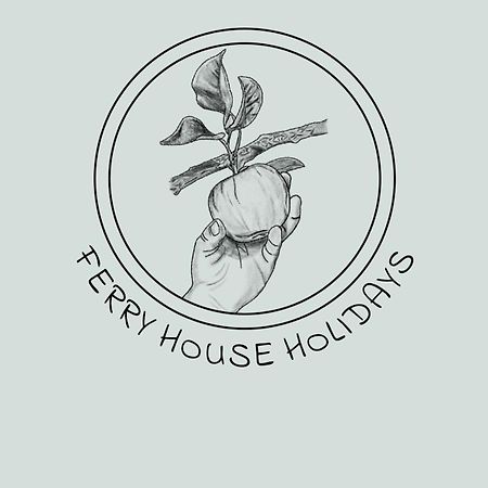 Ferry House Holidays New Ross Exterior photo